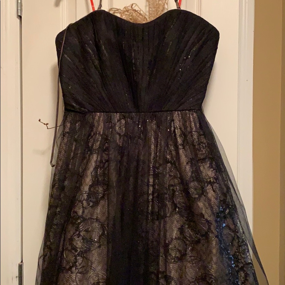 Monique Lhuillier dress